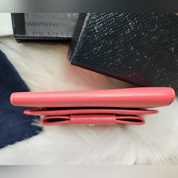 Prada Key Holder - Picture 4 of 10